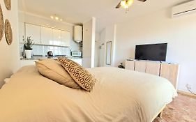 Aa Guest - The Golden Sea Views Eco Apartment